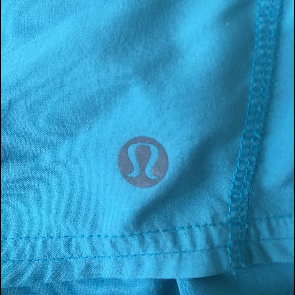 LULULEMON athletic skirt!